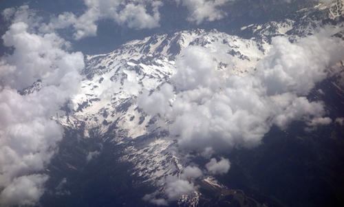 flug über die Alpen